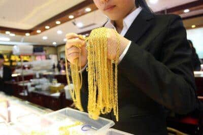 China rushes to buy world's gold