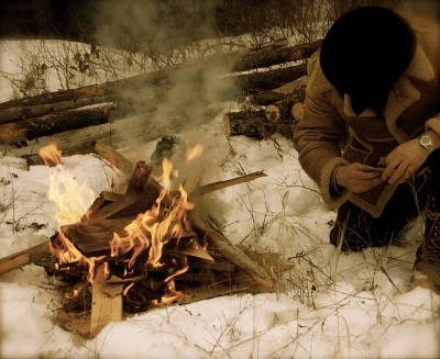 How To Start A Survival Fire When It’s Cold, Wet & Miserable