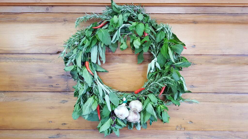 How to Make An Attention-Grabbing, Festive Culinary Wreath