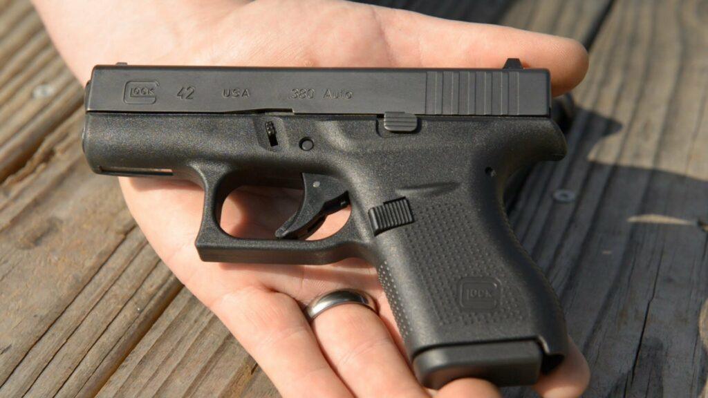 5 Super-Dependable Pocket Pistols You’re Gonna Love