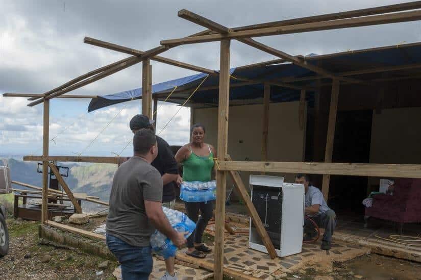 Puerto Rico: 85 Percent Still Without Power; People Drinking Dirty Water With Animal Urine; Hospitals Struggling