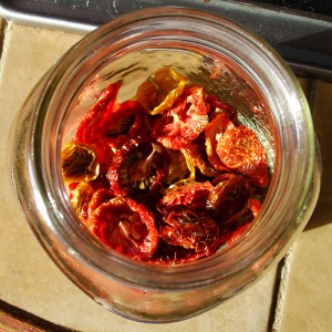 dehydrating tomatoes