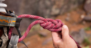 Top 5 Crucial Knots For Off Grid Survival (With Videos)