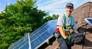Which Solar Energy System Is Best For You – Grid-Tied Or Off-Grid?