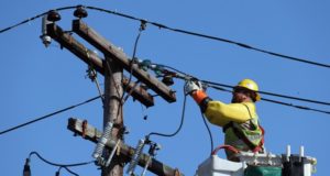 US Electricity Rates Hit Record High, Up 42 Percent Over Past Decade