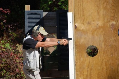 tactical shooting handgun firearm