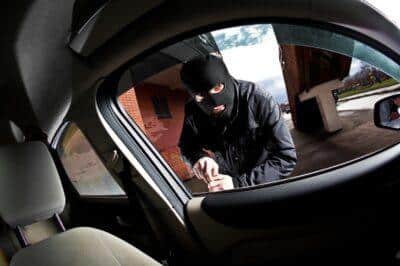 tips preventing muggings car jackings