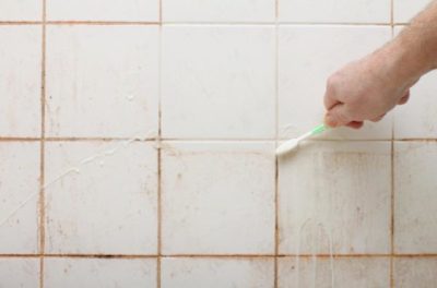 all-natural ways to combat mold and mildew