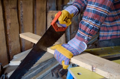 Homesteading: Hand Tools Or Power Tools?
