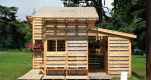 Build Just About Anything For Free With Pallets