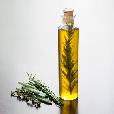 Image source: brit.co thyme oil