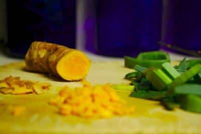 Turmeric: The Amazing Miracle Herb That Fights Cancer, Crohn’s, And Alzheimer’s, Too