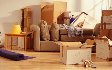 8 Steps To Downsizing And Getting Rid Of All That Clutter