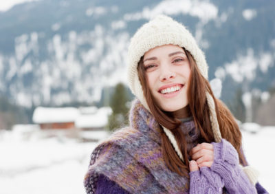 10 All-Natural Ways To Fight Chapped Lips and Dry Skin This Winter