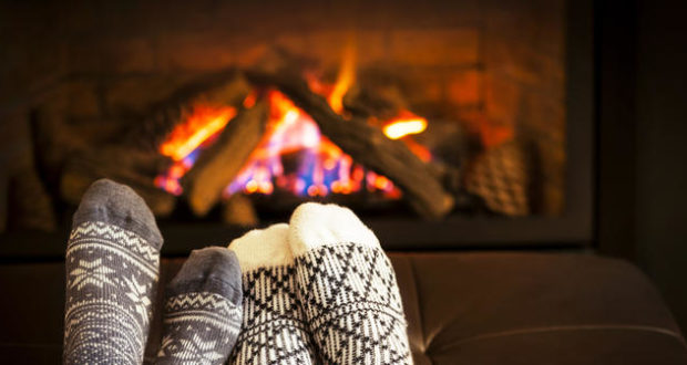 8 Foolproof Ways To Heat Your Home When The Power’s Out