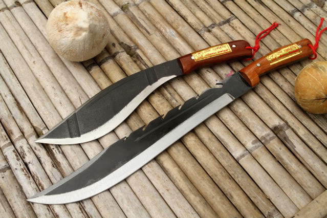 The Only 3 Knives You Need For Off-Grid Survival