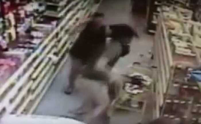 Jaw-Dropping Video: Heroic Mom Fights Kidnapper Trying To Steal Daughter In A DOLLAR GENERAL