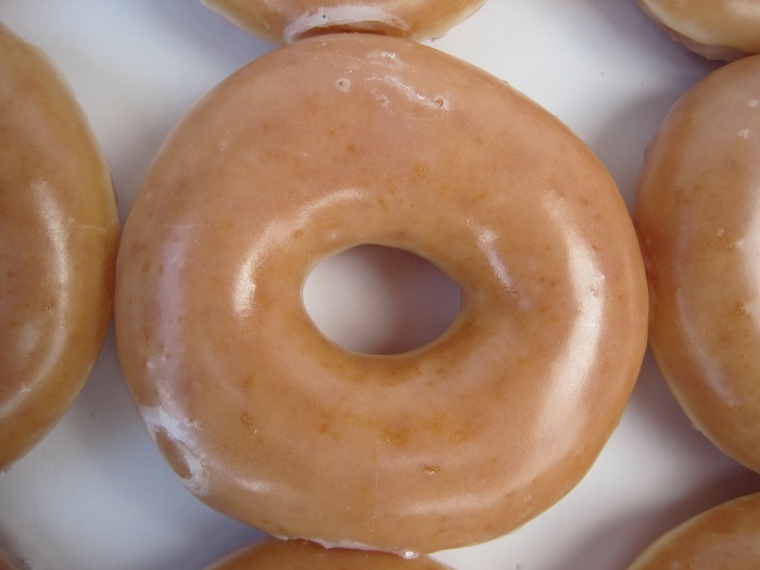 Man Arrested, Strip Searched & Jailed When Police Confuse A Doughnut For ...