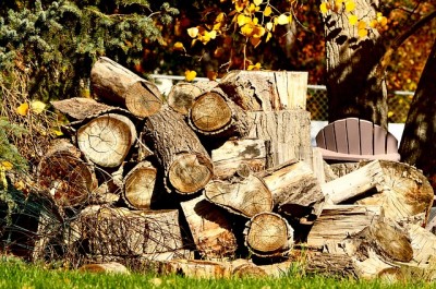 Things That Make Splitting Wood Simpler, Easier & Even Fun