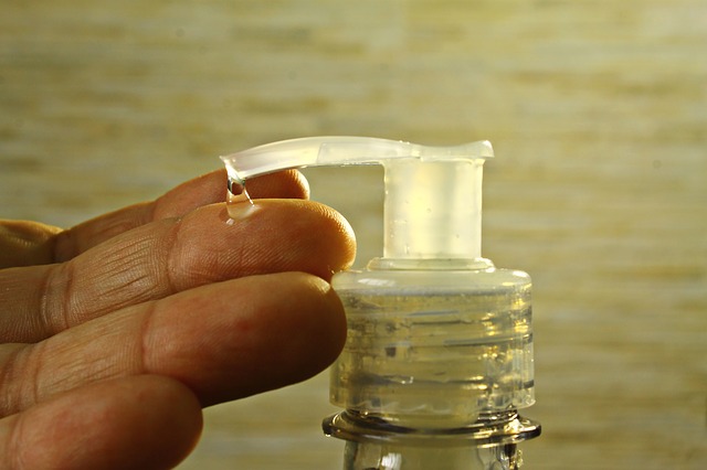 Natural Antibacterial Gel You Can Quickly Make At Home