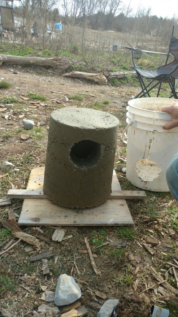 DIY: A $10 Indestructible Off-Grid Rocket Stove