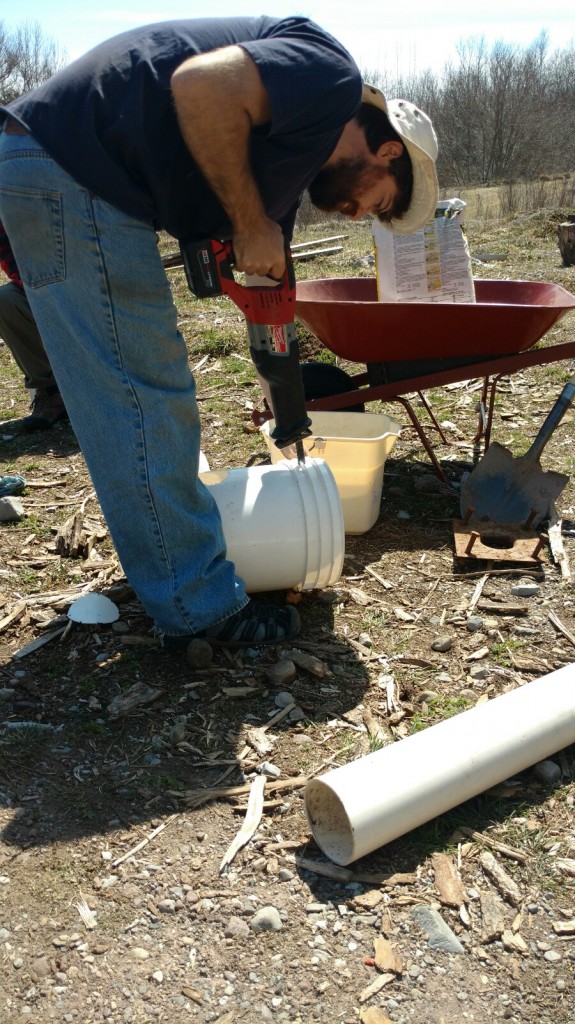 DIY: A $10 Indestructible Off-Grid Cooking Stove