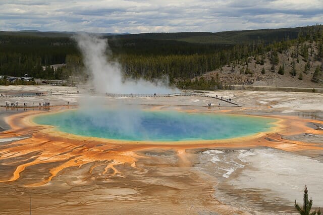 Uh Oh: Yellowstone Super Volcano Has Experienced 464 Earthquakes The Past Week