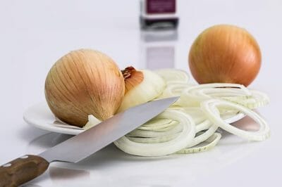 5 Unusual Uses For Onions (Got Ant Problems? Then Try No. 3!) 