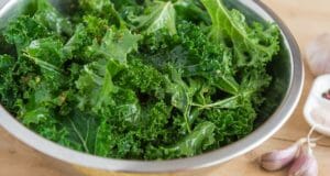 13 Creative Ways To Eat Kale (And 8 Good Reasons You Should)
