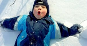 School Bans Kids From Touching Snow Because They Might Get Hurt